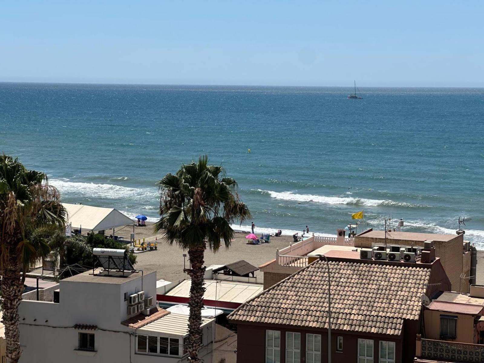 Mare Nostrum Beach El Palo Vistas Al Mar Terraza ,Aparcamiento มาลากา ภายนอก รูปภาพ